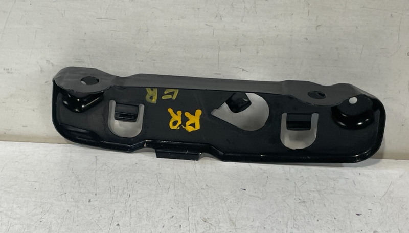 Load image into Gallery viewer, 2022 - 2025 HONDA CIVIC REAR RIGHT PASSENGER SIDE BUMPER SUPPORT BRACKET # 98106