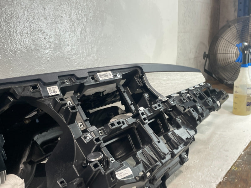Load image into Gallery viewer, 2023-2025 HYUNDAI PALISADE INSTRUMENT PANEL PAD DASHBOARD ASSEMBLY # 104146