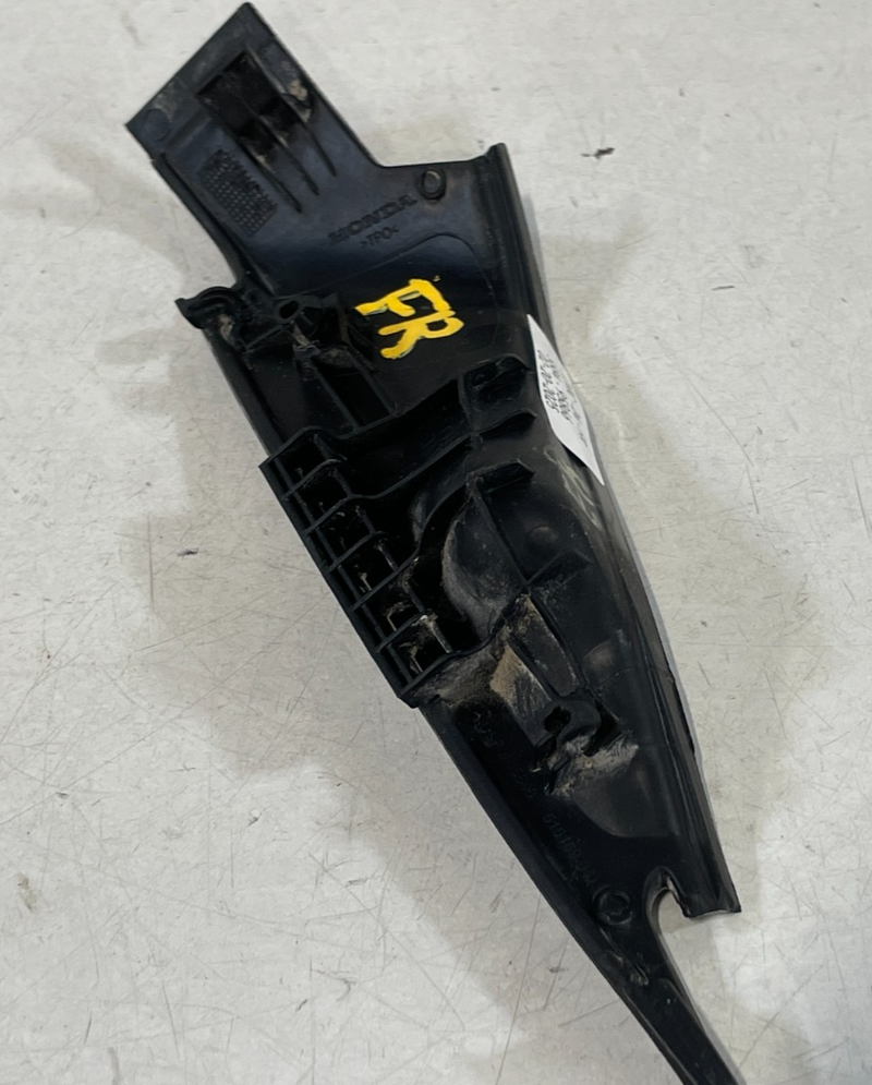 Load image into Gallery viewer, 2022-2025 HONDA CIVIC FRONT RIGHT WINDSHIELD WIPER COWL TRIM PANEL COVER # 95866