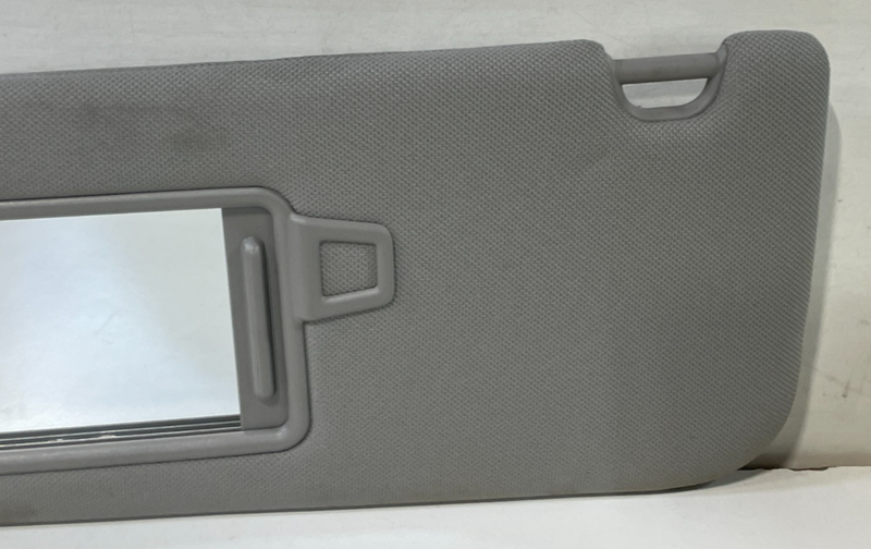 Load image into Gallery viewer, 2019-2023 HYUNDAI SANTA FE FRONT LEFT DRIVER SIDE SUNVISOR SUN VISOR # 101406
