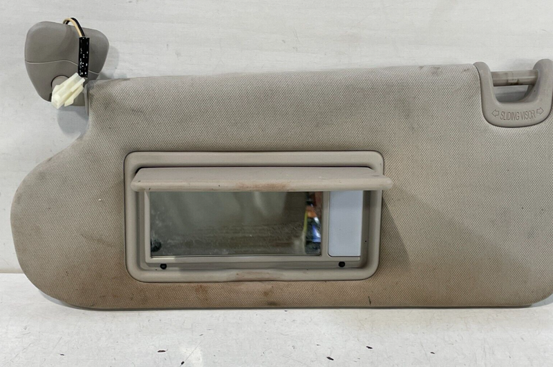 Load image into Gallery viewer, 2019 - 2025 INFINITI QX50 FRONT LEFT DRIVER SIDE SUNVISOR SUN VISOR # 95943