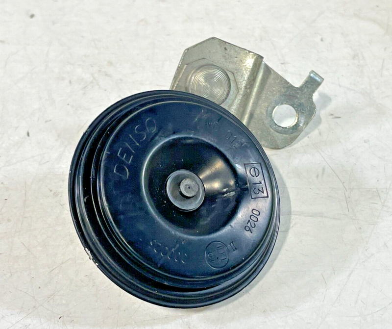Load image into Gallery viewer, 2013 - 2020 INFINITI JX35 QX60 HIGH PITCH HORN SIGNAL ALARM 25605-3JA0A # 93093