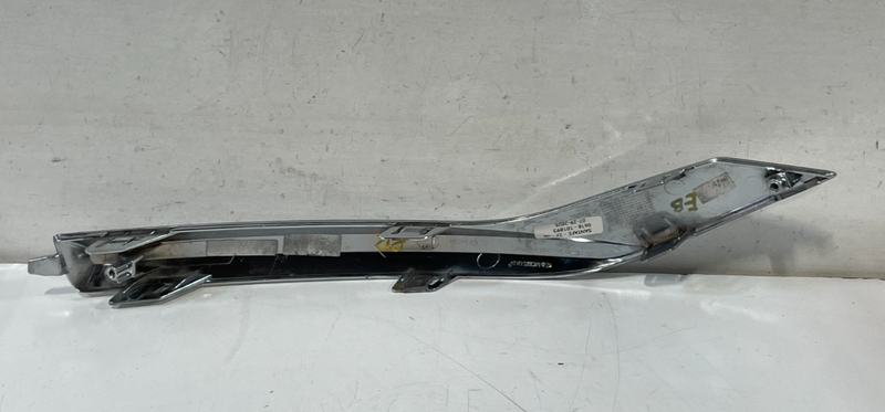 Load image into Gallery viewer, 21-23 HYUNDAI SANTA FE REAR RIGHT BUMPER COVER MOLDING CHROME TRIM STRIP #101893