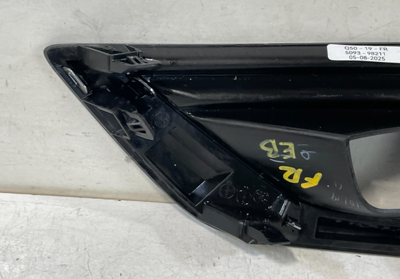 Load image into Gallery viewer, 17-23 INFINITI Q50 FRONT LEFT SIDE FOG LIGHT LAMP CHROME BEZEL W/O SPORT # 98211