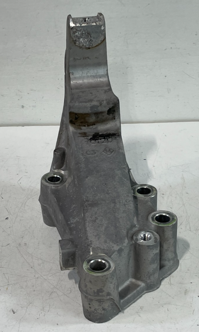 Load image into Gallery viewer, 2014 - 2020 ACURA MDX REAR ENGINE MOTOR MOUNT SUPPORT BRACKET 3.5L # 103896