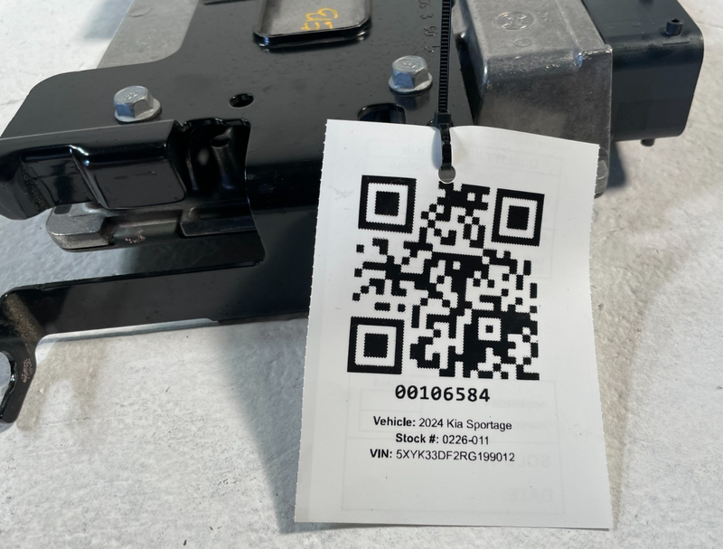Load image into Gallery viewer, 23-25 KIA SPORTAGE ENGINE & BODY CONTROL MODULE ECM BCM W/ KEY FOB 2.5L # 106584