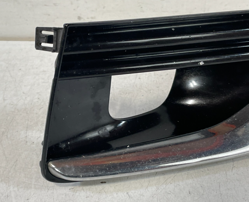 Load image into Gallery viewer, 17-23 INFINITI Q50 FRONT LEFT SIDE FOG LIGHT LAMP CHROME BEZEL W/O SPORT # 98211