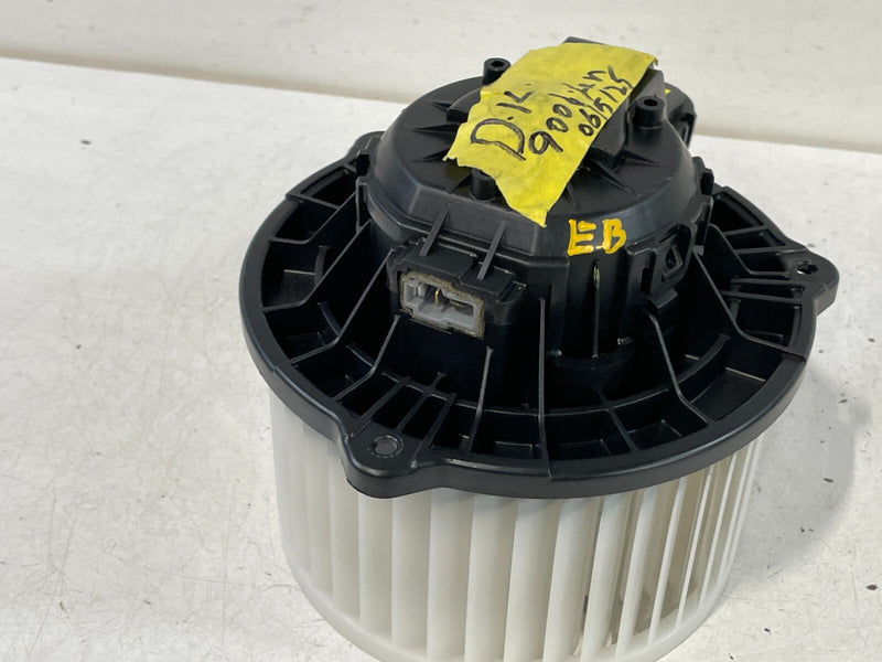 Load image into Gallery viewer, 2018 - 2023 KIA STINGER K900 AC A/C HEATER BLOWER W/ FAN MOTOR # 99701