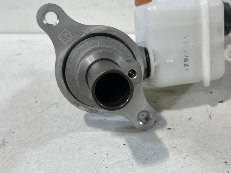 Load image into Gallery viewer, 2020-2025 HYUNDAI PALISADE BRAKE MASTER CYLINDER RESERVOIR BOOSTER TANK # 100255