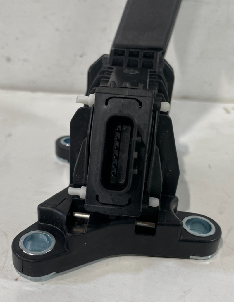 Load image into Gallery viewer, 2019-2025 ACURA RDX GAS ACCELERATOR THROTTLE TRAVEL SENSOR PEDAL 2.0L # 101169
