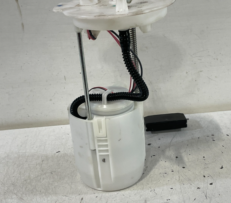 Load image into Gallery viewer, 2017-2025 HONDA HR-V CR-V FUEL GAS TANK SENDING UNIT MODULE 17045TLAA02 # 100766