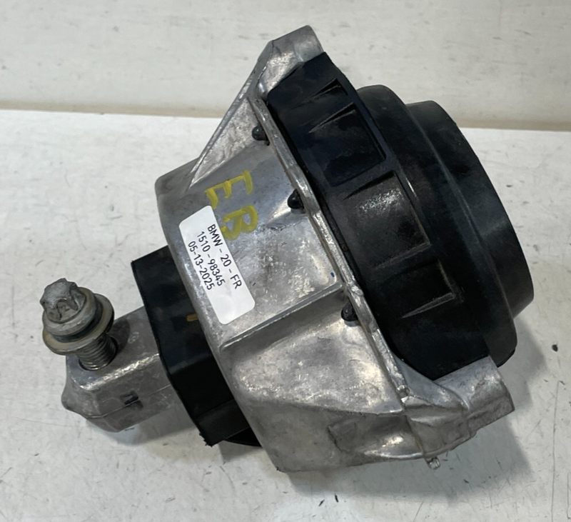 Load image into Gallery viewer, 2019-2024 BMW 330i 430i FRONT RIGHT ENGINE MOTOR SUPPORT MOUNT BRACKET # 98345