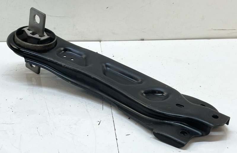 Load image into Gallery viewer, 2017 - 2019 INFINITI QX30 FWD REAR RIGHT SIDE TRAILING UPPER CONTROL ARM # 79430