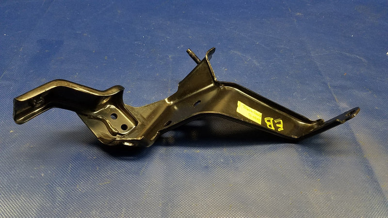 Load image into Gallery viewer, 2013 - 2020 INFINITI JX35 QX60 POWER STEERING PUMP MOUNT SUPPORT BRACKET # 55912