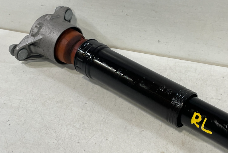 Load image into Gallery viewer, 2017-2019 INFINITI QX30 FWD REAR LEFT OR RIGHT SIDE SHOCK STRUT ABSORBER # 95348