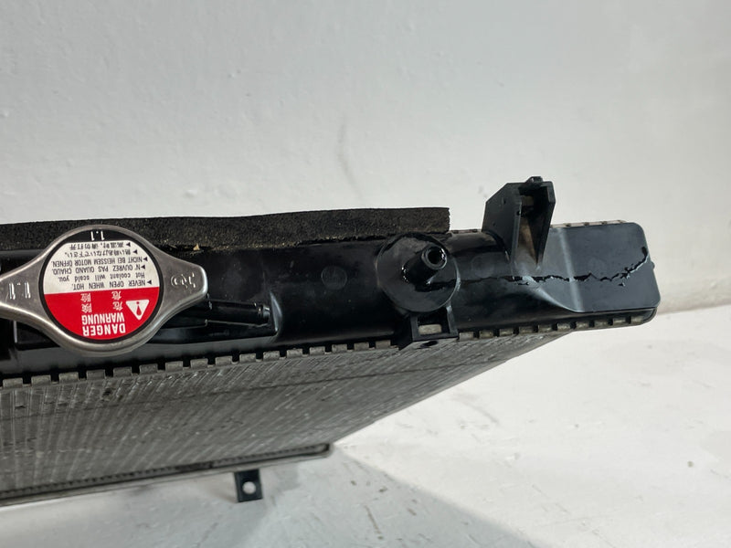 Load image into Gallery viewer, 2014 - 2020 ACURA MDX ENGINE COOLANT COOLING RADIATOR ASSEMBLY # 102869
