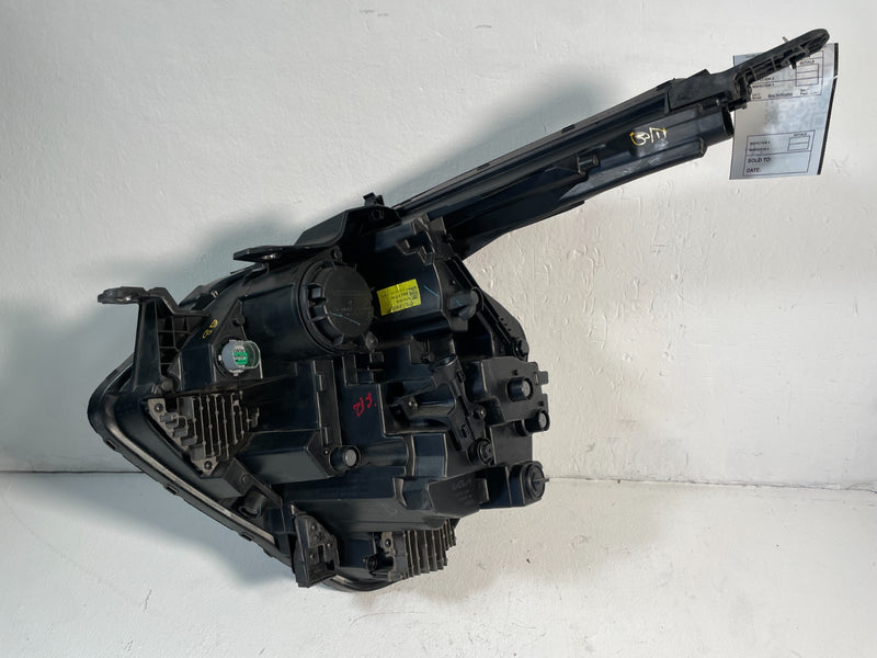 Load image into Gallery viewer, 23-25 KIA SPORTAGE FRONT RIGHT PASSENGER SIDE FULL LED HEADLIGHT LAMP # 106643
