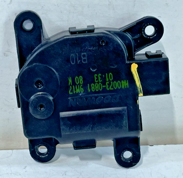 Load image into Gallery viewer, 2010-2025 HYUNDAI PALISADE HVAC A/C HEATER FLAP SERVO ACTUATOR MOTOR # 100822