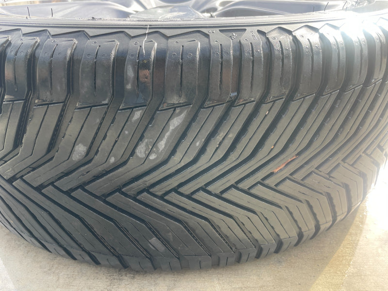 Load image into Gallery viewer, HONDA PASSPORT TOURING 20X8.5J ET55 WHEEL RIM W/ TIRE 3.5L ONLY#1 19-21 # 105294