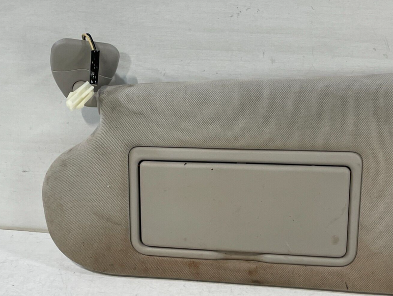Load image into Gallery viewer, 2019 - 2025 INFINITI QX50 FRONT LEFT DRIVER SIDE SUNVISOR SUN VISOR # 95943