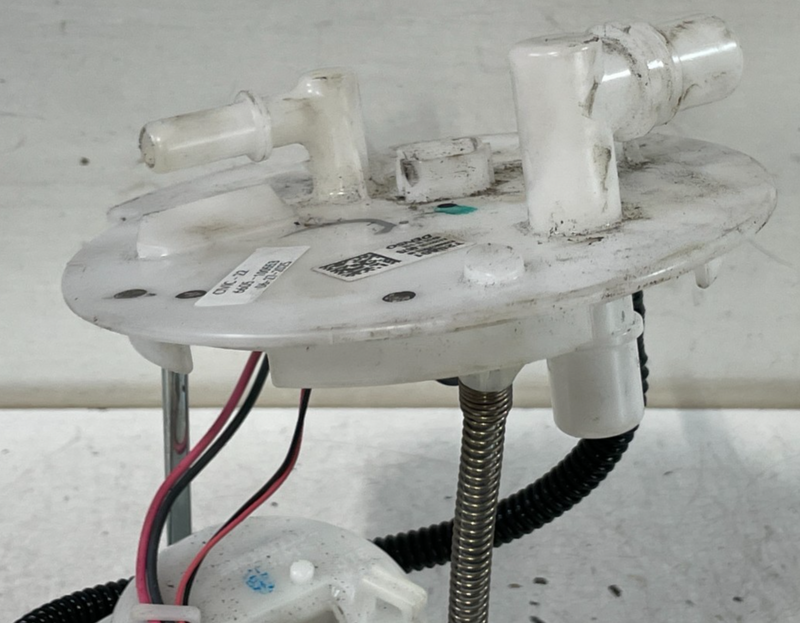 Load image into Gallery viewer, 2022 - 2025 HONDA CIVIC FUEL GAS PUMP SENDING UNIT ASSEMBLY 292100-9570 # 100553