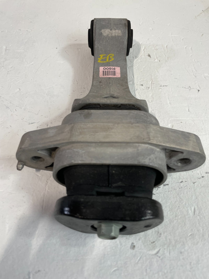 Load image into Gallery viewer, 2021-2023 HYUNDAI SANTA FE REAR ENGINE MOTOR MOUNT TORQUE ARM ROLL ROD # 104403