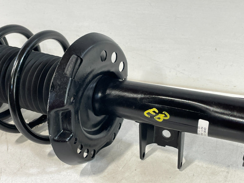 Load image into Gallery viewer, 2017-2019 INFINITI QX30 FWD FRONT LEFT SIDE SHOCK STRUT SPRING ABSORBER # 95341