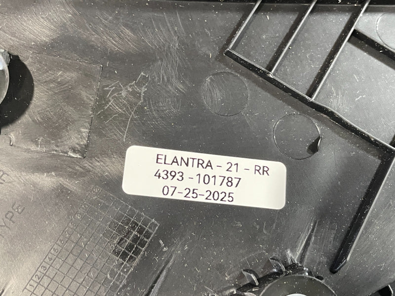 Load image into Gallery viewer, 2021-2023 HYUNDAI ELANTRA ELANTRA N REAR RIGHT SIDE C PILLAR TRIM PANEL # 101787