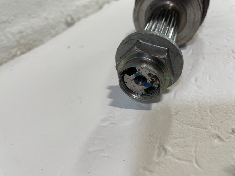 Load image into Gallery viewer, 2022-2025 HYUNDAI TUCSON REAR RIGHT PASSENGER SIDE AXLE SHAFT HALFSHAFT # 104886