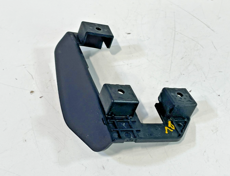 Load image into Gallery viewer, 20-22 HYUNDAI PALISADE REAR LEFT BLIND SPOT RADAR SENSOR MODULE BRACKET # 102123