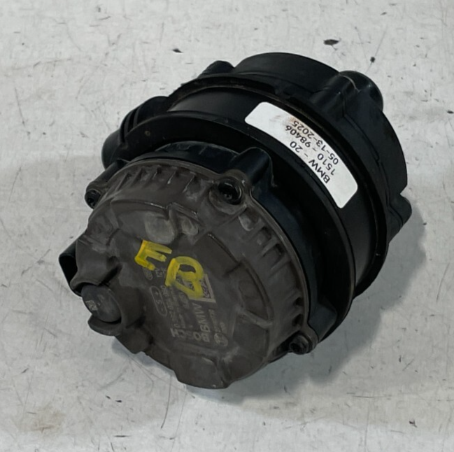 Load image into Gallery viewer, 2019-2024 BMW 330i 330e ENGINE AUXILIARY ELECTRIC WATER PUMP UNIT # 98406