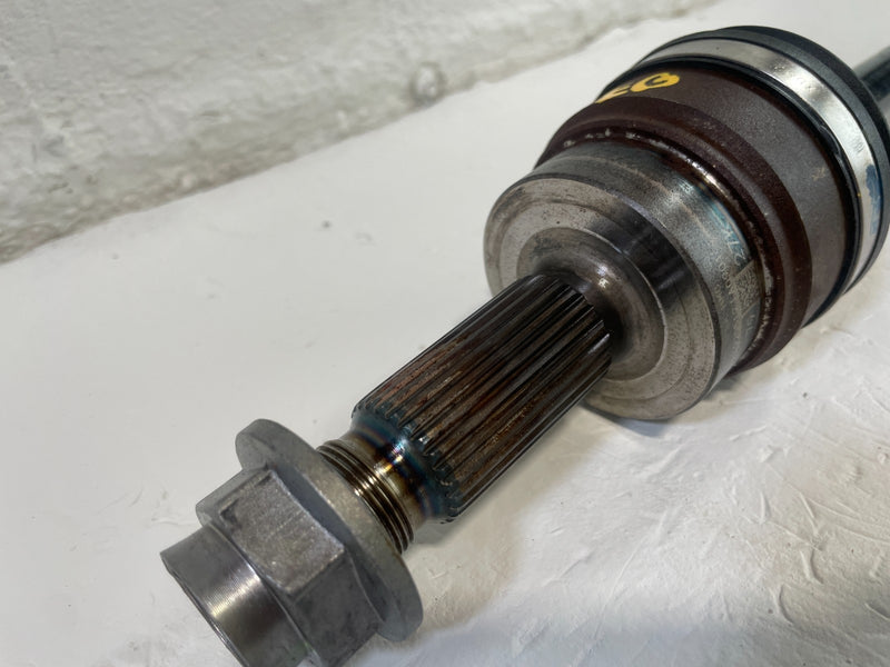 Load image into Gallery viewer, 2022-2025 HYUNDAI TUCSON REAR RIGHT PASSENGER SIDE AXLE SHAFT HALFSHAFT # 104886