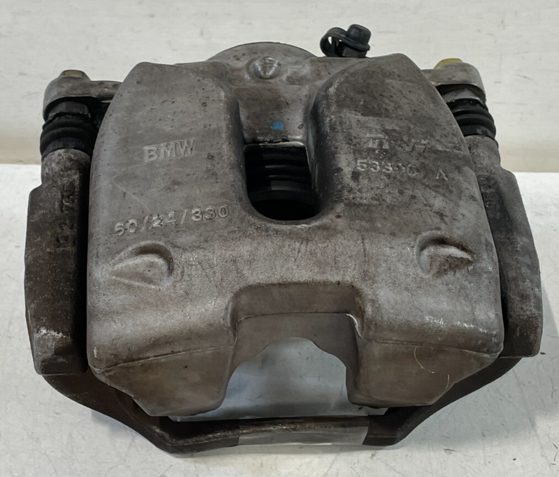 Load image into Gallery viewer, 2019 - 2024 BMW 330i 330e FRONT RIGHT PASSENGER SIDE DISC BRAKE CALLIPER # 98461