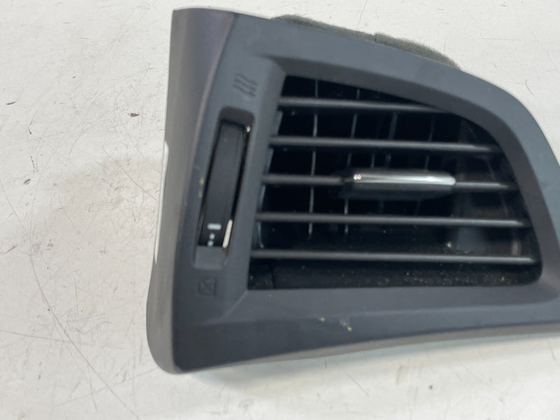 Load image into Gallery viewer, 2014 - 2020 ACURA MDX FRONT LEFT DRIVER SIDE DASH OUTER AIR VENT GRILL # 102699