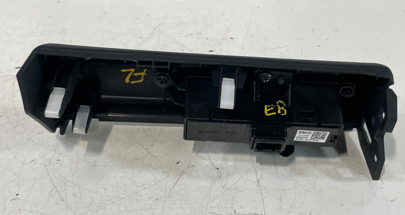 Load image into Gallery viewer, 21-23 HYUNDAI SANTA FE DASH LEFT COMBINATION SWITCH PANEL 84782S2000NNB # 103983