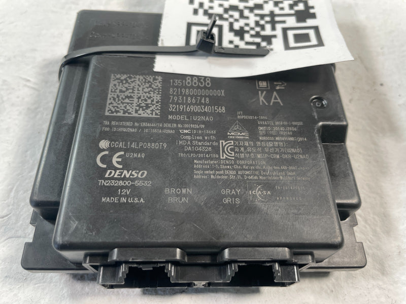 Load image into Gallery viewer, 19-22 CHEVROLET SILVERADO 1500 KEYLESS ENTRY COMPUTER CONTROL MODULE UNIT 106150