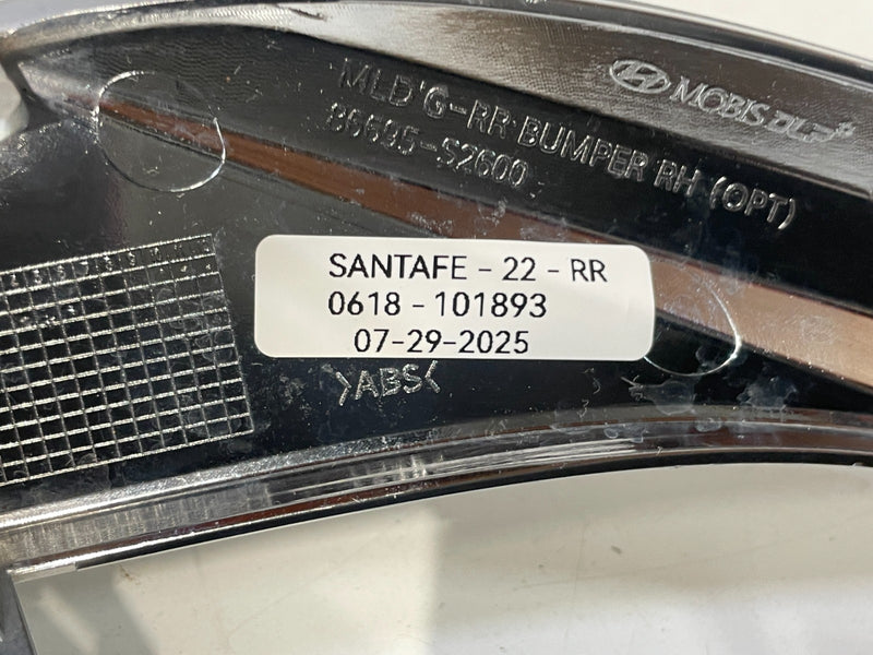 Load image into Gallery viewer, 21-23 HYUNDAI SANTA FE REAR RIGHT BUMPER COVER MOLDING CHROME TRIM STRIP #101893