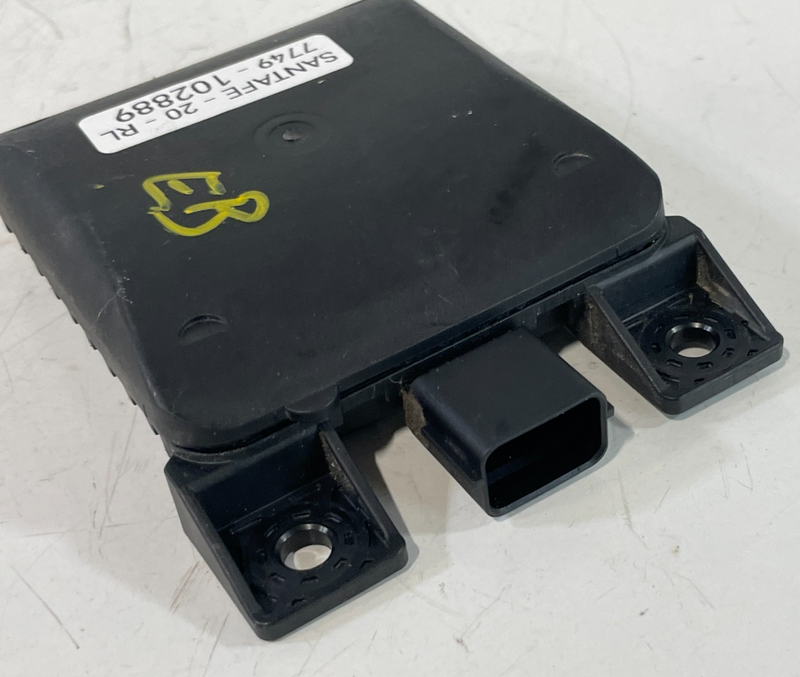 Load image into Gallery viewer, 19 - 20 HYUNDAI SANTA FE REAR LEFT SIDE BLIND SPOT RADAR SENSOR MODULE # 102889
