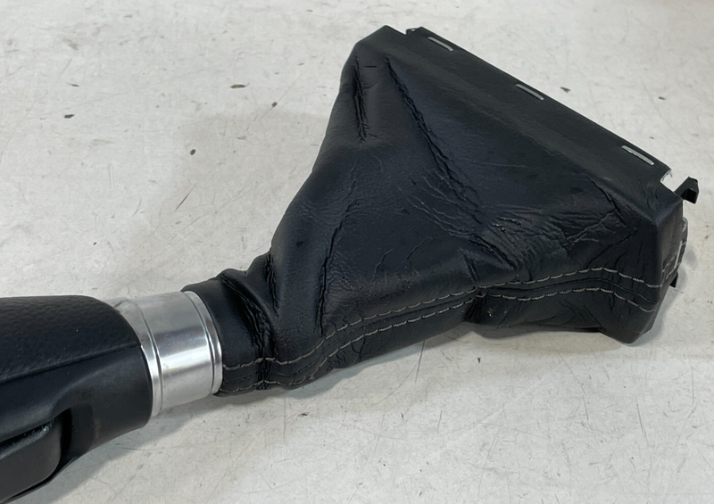 Load image into Gallery viewer, 22-24 HONDA CIVIC AUTOMATIC TRANSMISSION GEAR SHIFTER KNOB W/ BOOT COVER #96594