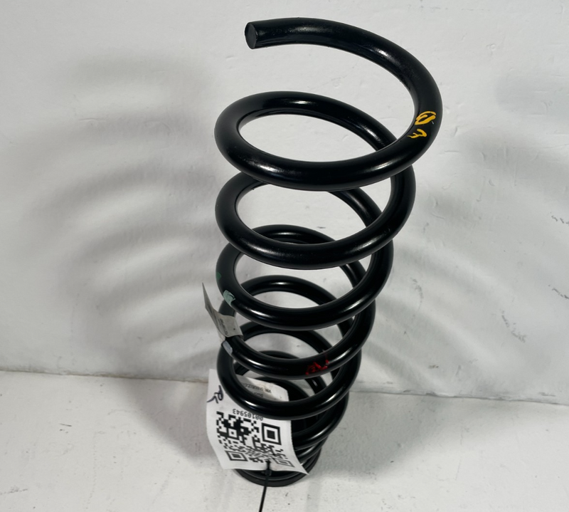 Load image into Gallery viewer, 2022-2025 HYUNDAI TUCSON AWD REAR LEFT DRIVER COIL SPRING 55335-CWPW0 # 105943