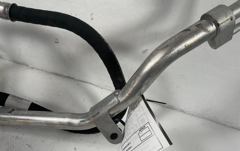 Load image into Gallery viewer, 21-25 BMW G82 M4 M3 M2 A/C AIR CONDITIONING PIPE LINE HOSE ASSEMBLY 3.0L #105723
