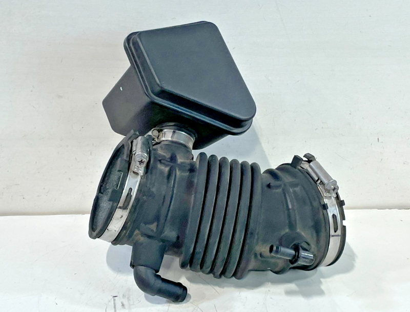 Load image into Gallery viewer, 2020-2025 HYUNDAI PALISADE ENGINE AIR CLEANER INTAKE HOSE TUBE PIPE 3.8L #102348