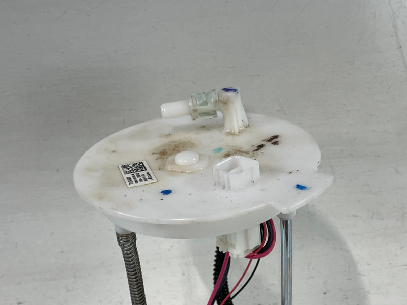 Load image into Gallery viewer, 17-25 HONDA HR-V CR-V FUEL GAS TANK PUMP SENDING UNIT MODULE 17045TLAA02 #10 (2)