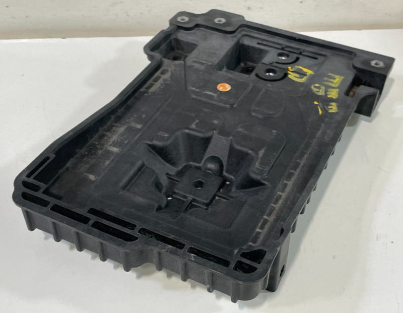 Load image into Gallery viewer, 21-23 HYUNDAI ELANTRA BATTERY TRAY HOLDER BOX MOUNT BRACKET 37150-AB000 # 101819