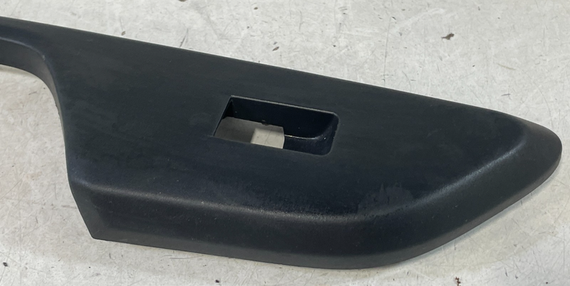 Load image into Gallery viewer, 16-22 HONDA CIVIC 19-21 INSIGHT REAR LEFT SIDE DOOR WINDOW SWITCH BEZEL # 99519