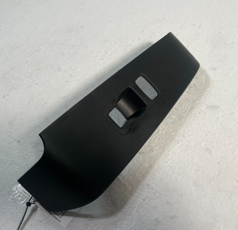 Load image into Gallery viewer, 23-25 ACURA INTEGRA FRONT RIGHT PASSENGER POWER DOOR WINDOW SWITCH BEZEL #106689
