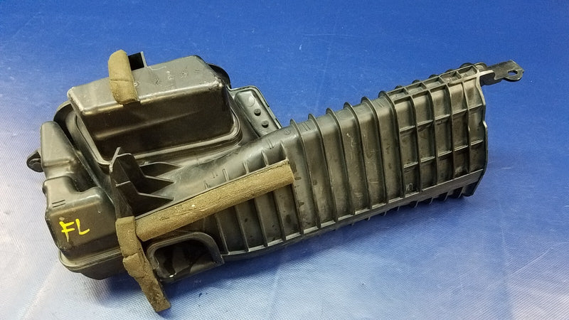 Load image into Gallery viewer, 2011-2024 INFINITI QX56 QX80 AIR INTAKE CLEANER RESONATOR DUCT HOSE TUBE # 75471
