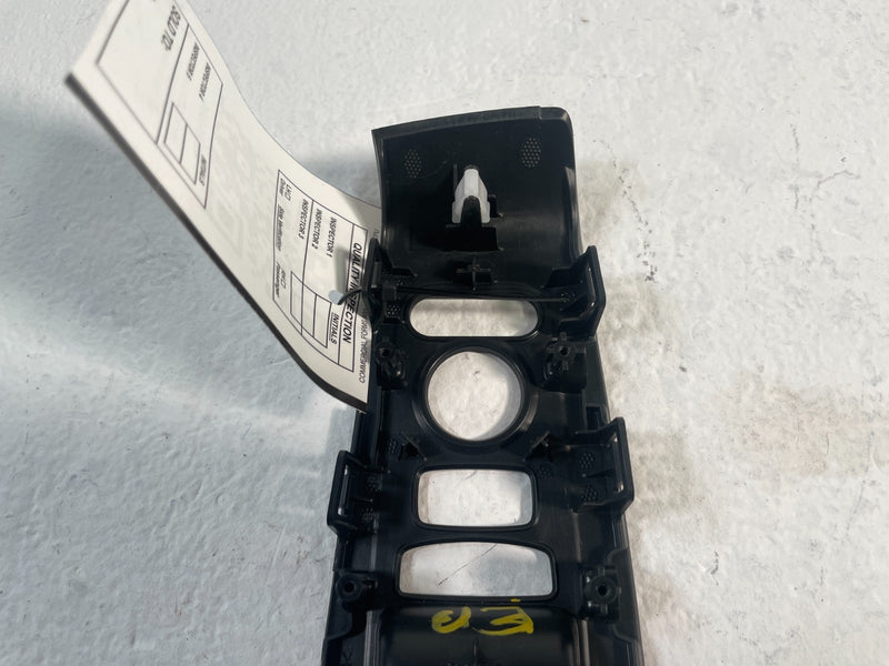Load image into Gallery viewer, 2023-2025 ACURA INTEGRA FRONT LEFT SIDE POWER DOOR WINDOW SWITCH BEZEL # 106684