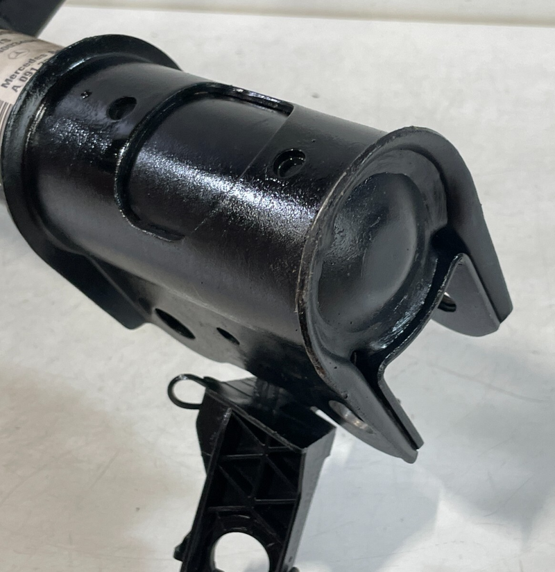 Load image into Gallery viewer, 2017-2019 INFINITI QX30 FWD FRONT LEFT SIDE SHOCK STRUT SPRING ABSORBER # 95341