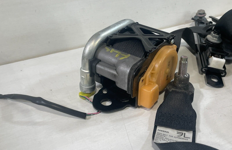 Load image into Gallery viewer, 15-19 INFINITI Q70 Q70L FRONT LEFT SEAT BELT RETRACTOR W/ PRE CRASH BLACK #91444